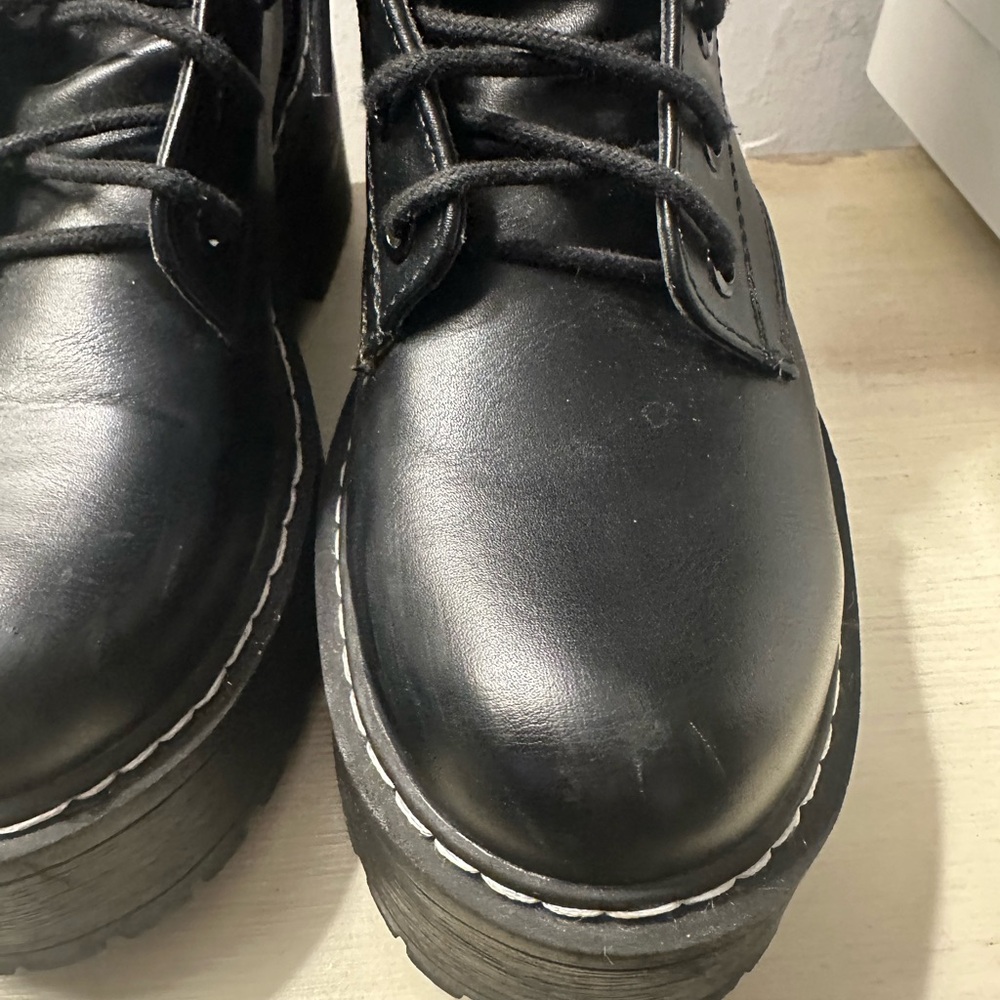 Black Platform Lace-Up Combat Boots - Picture 5 of 12